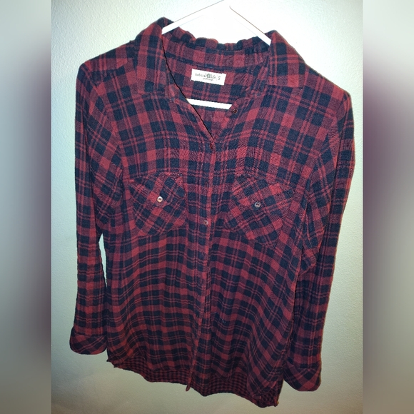 NATURAL LIFE Red and Black Plaid Button Down Shirt - Picture 1 of 3